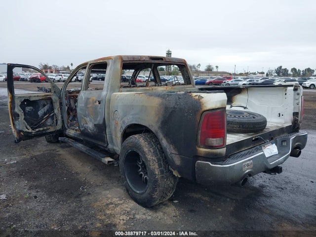 1C6RR7NT2HS770944 RAM 1500 Laramie  4x4 5'7 Box