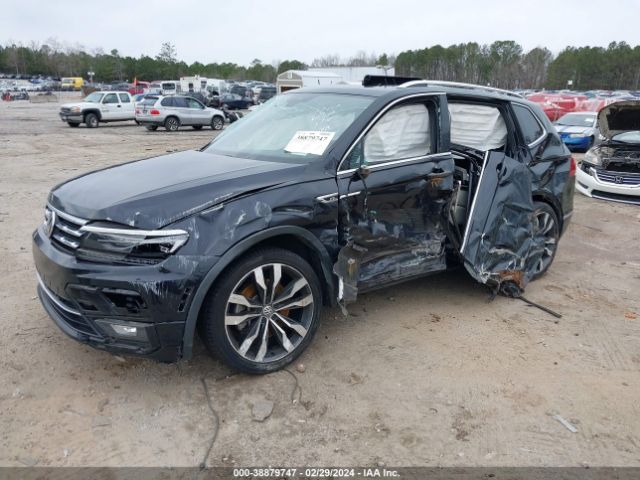 3VV4B7AXXLM074710 Volkswagen Tiguan 2.0t Sel Premium R-line