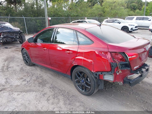 Ford FOCUS SE 2016 1FADP3F23GL379596 Image 3