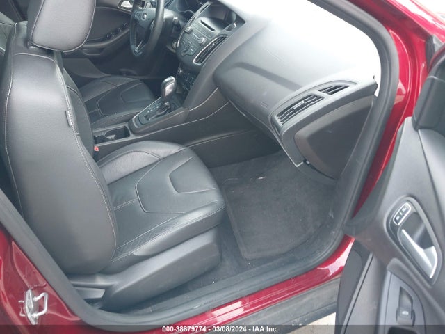 Ford FOCUS SE 2016 1FADP3F23GL379596 Image 5