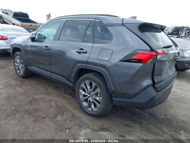 Toyota Rav4 Xle Premium 2022 2T3C1RFVXNC182778 Image 3