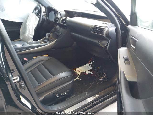 JTHBA1D28H5054277 Lexus IS 200T