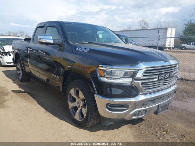 RAM 1500 Laramie Quad Cab 4x4 6'4 Box 2020 1C6SRFDT9LN318204 головне зображення