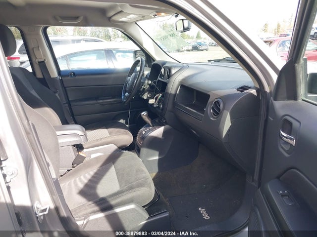 1C4NJRFB6HD122317 Jeep Patriot Latitude 4x4