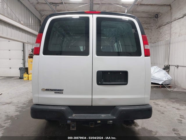 Chevrolet Express 3500 Work Van 2014 1GCZGTCA9E1203396 Image 16