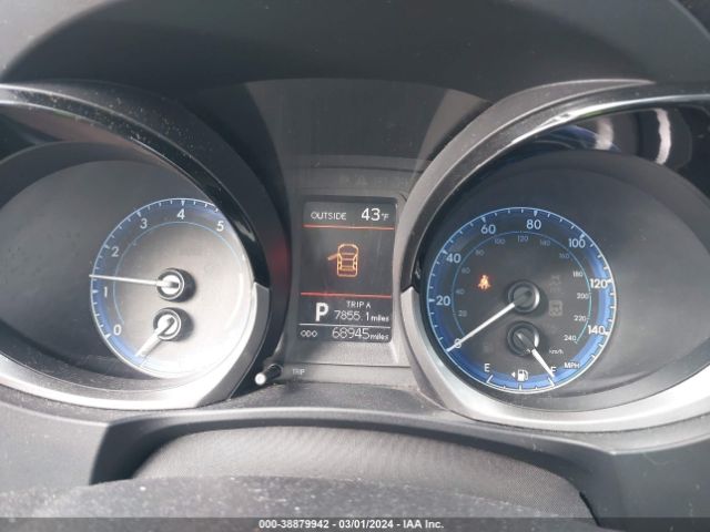 2T1BURHE9FC392878 Toyota Corolla S Plus