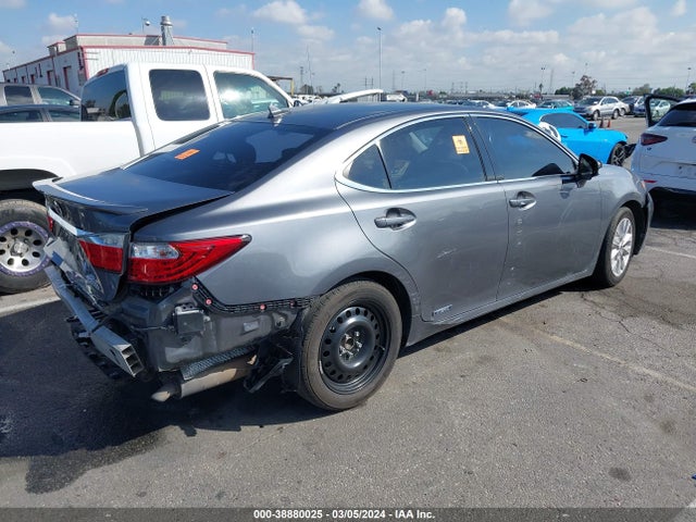JTHBW1GG7E2051747 Lexus ES 300H