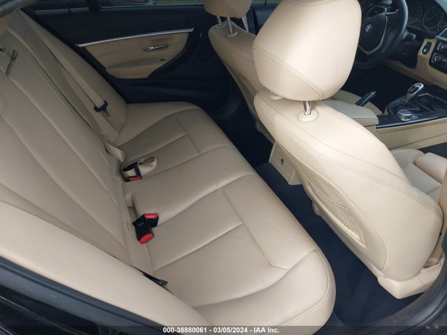 BMW 330I 2017 WBA8B9G38HNU53439 Image 8