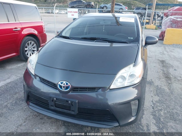 Toyota Prius Two 2015 JTDKN3DU9F0425668 Image 12