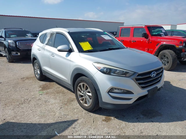 Hyundai TUCSON SE 2016 KM8J33A49GU122711 Image 1