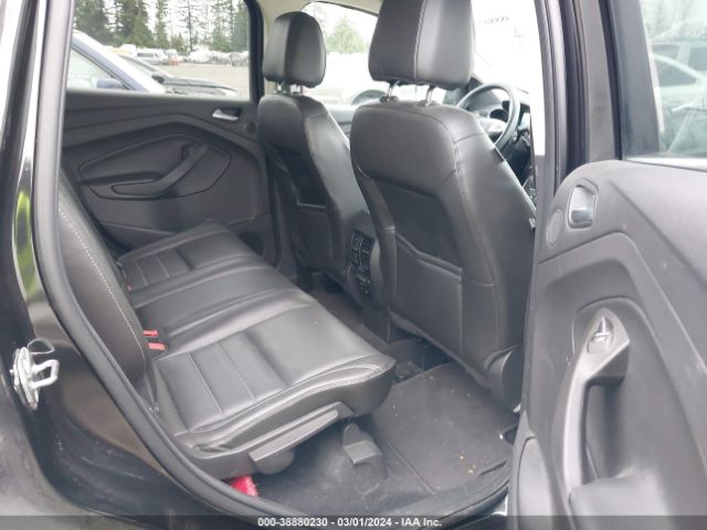 1FMCU0JX0FUC24928 Ford Escape Titanium