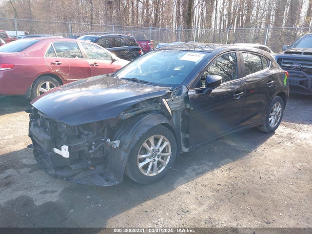 Mazda Mazda3 I Touring 2015 JM1BM1L75F1246069 Image 2