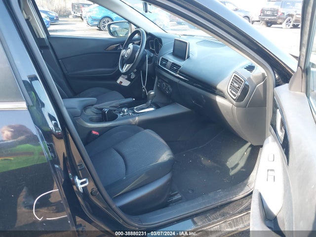 Mazda Mazda3 I Touring 2015 JM1BM1L75F1246069 Image 5