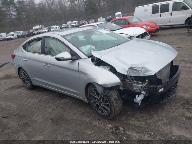2019 5NPD84LF1KH419949 main image