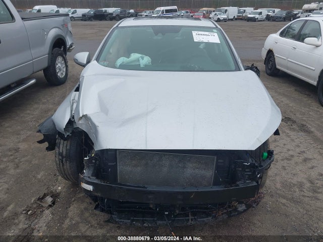 Hyundai Elantra Limited 2019 5NPD84LF1KH419949 Image 12