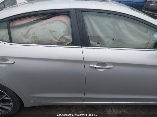 Hyundai Elantra Limited 2019 5NPD84LF1KH419949 Image 13