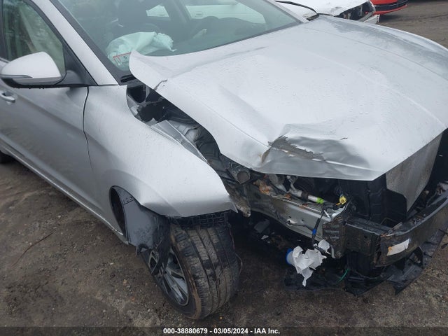 Hyundai Elantra Limited 2019 5NPD84LF1KH419949 Image 6