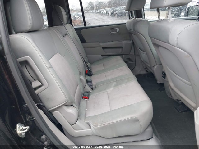 Honda PILOT SE 2015 5FNYF4H31FB018850 Image 8