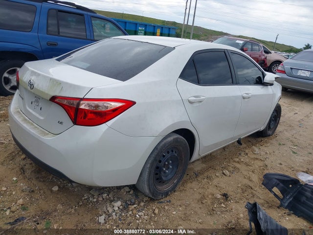 Toyota COROLLA LE 2019 5YFBURHE7KP857460 Image 4