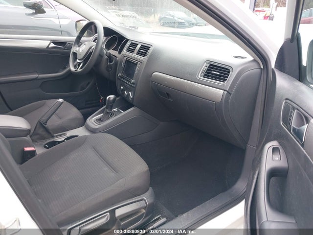 3VWD67AJ6GM290975 Volkswagen Jetta 1.4t Se