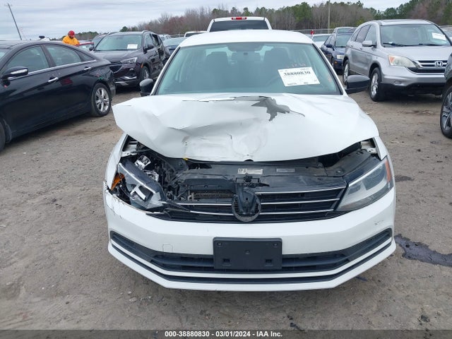 3VWD67AJ6GM290975 Volkswagen Jetta 1.4t Se
