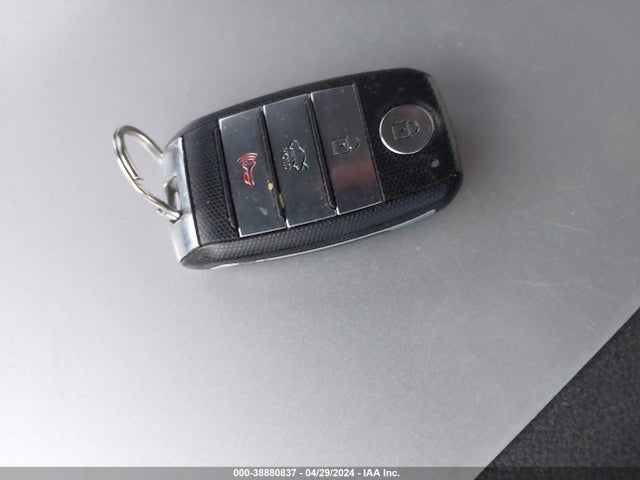 KIA OPTIMA EX 2018 5XXGU4L35JG186151 Image 11