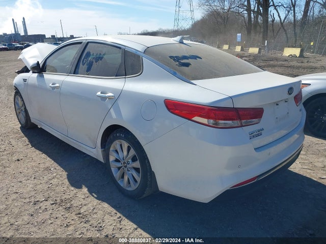 KIA OPTIMA EX 2018 5XXGU4L35JG186151 Image 3