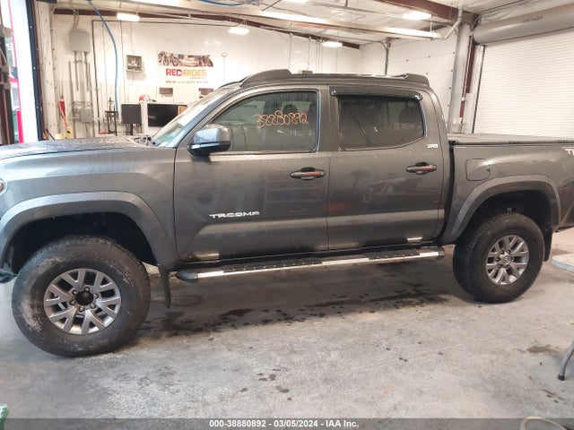 Toyota Tacoma Sr5 V6 2017 3TMAZ5CN8HM044027 Image 14
