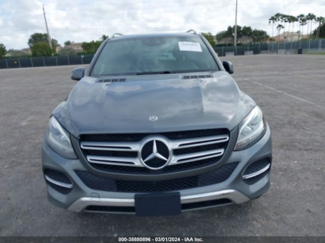 4JGDA5JB3JB028565 Mercedes-Benz GLE 350