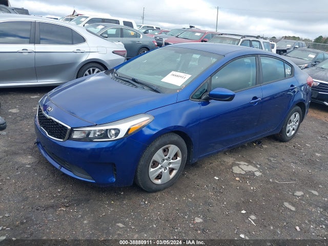 KIA FORTE LX 2017 3KPFK4A7XHE158890 Image 2