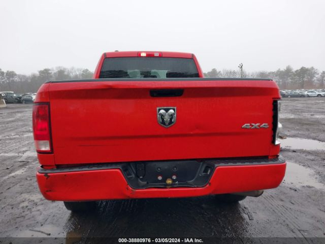 1C6RR7FG1KS606934 RAM 1500 Classic Express Quad Cab 4x4 6'4 Box