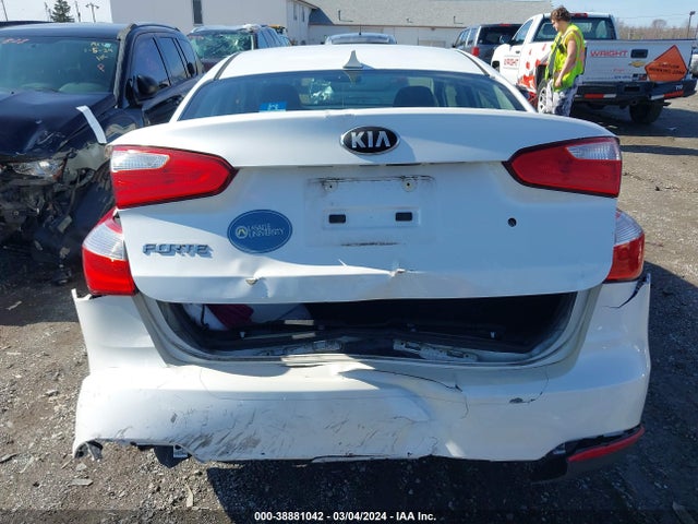 KIA FORTE LX 2014 KNAFK4A60E5067719 Image 16