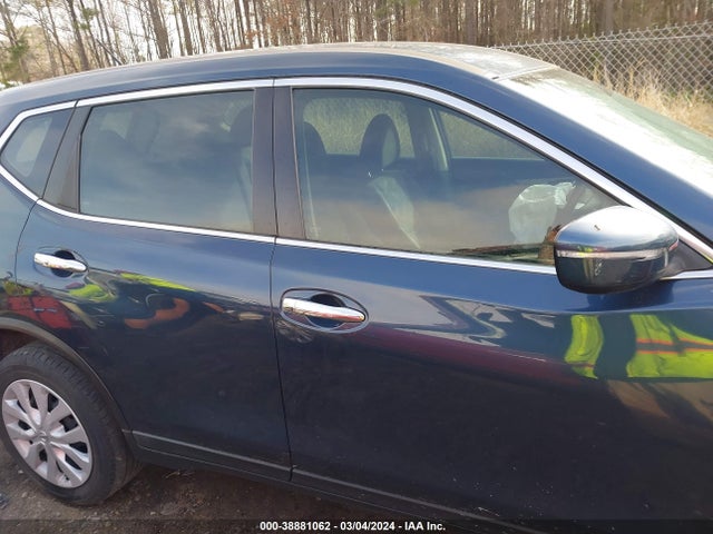 Nissan ROGUE S 2015 KNMAT2MT1FP516718 Image 14