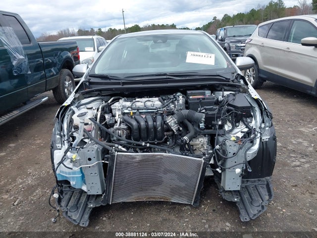 Toyota COROLLA LE 2022 JTDEPMAE1N3021867 Image 13