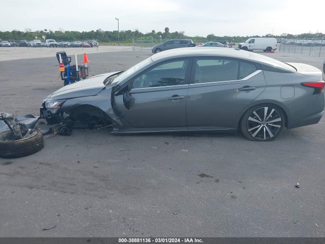 2022 NISSAN ALTIMA SR FWD VIN: 1N4BL4CV0NN386319