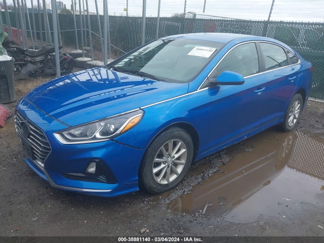 Hyundai SONATA SE 2018 5NPE24AFXJH621602 Image 2