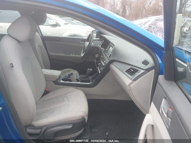 Hyundai SONATA SE 2018 5NPE24AFXJH621602 Image 5