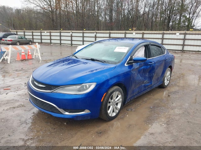 Chrysler 200 Limited 2015 1C3CCCABXFN553034 Image 2