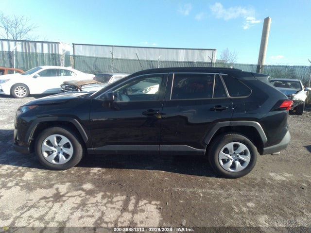 Toyota RAV4 LE 2019 JTMF1RFV1KD029078 Image 15