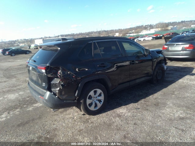 Toyota RAV4 LE 2019 JTMF1RFV1KD029078 Image 4