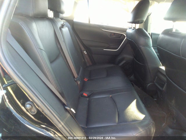 Toyota RAV4 LE 2019 JTMF1RFV1KD029078 Image 8