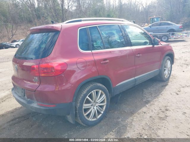 WVGBV7AX7GW047804 Volkswagen TIGUAN SE