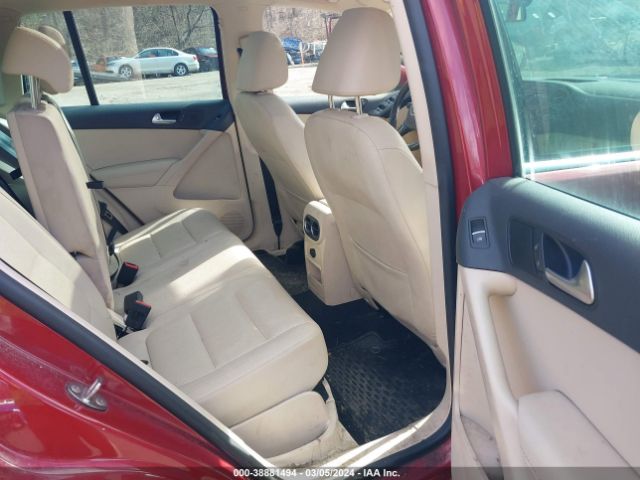 WVGBV7AX7GW047804 Volkswagen TIGUAN SE