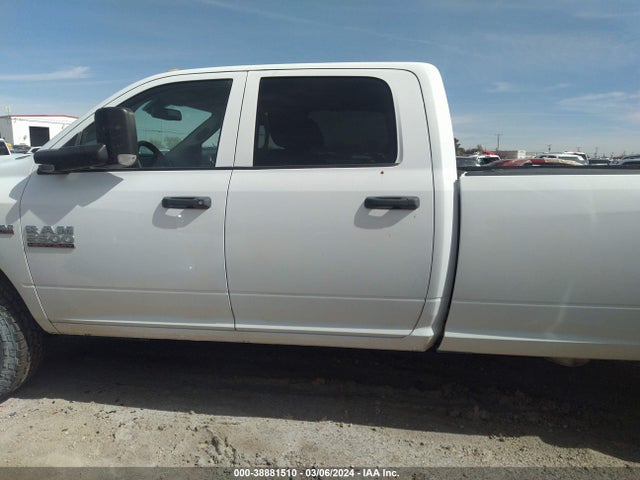 RAM 2500 Tradesman  4x4 8' Box 2018 3C6UR5HJ2JG309510 Image 14