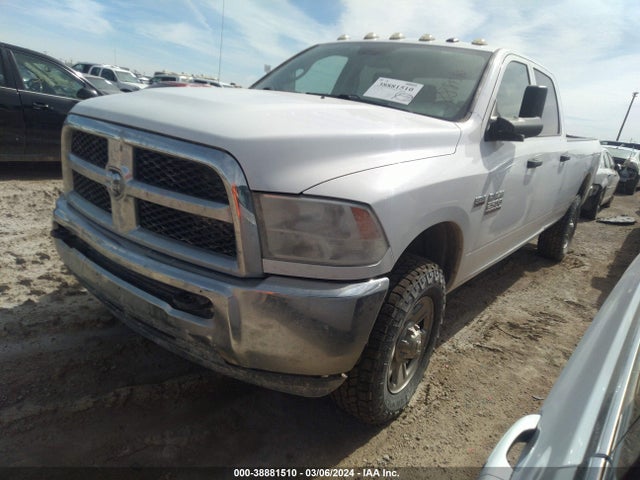 RAM 2500 Tradesman  4x4 8' Box 2018 3C6UR5HJ2JG309510 Image 2