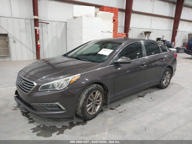 Hyundai SONATA SE 2015 5NPE24AF7FH207488 Image 2
