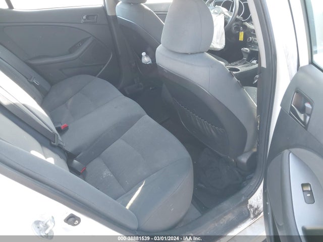 KIA Optima Lx 2015 KNAGM4A78F5646966 Image 8