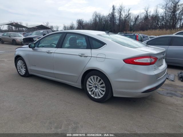 3FA6P0LU6GR155236 Ford Fusion Hybrid Se