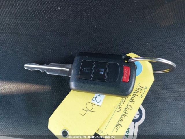 JA4AP3AU2KU018587 Mitsubishi Outlander Sport 2.0 Es