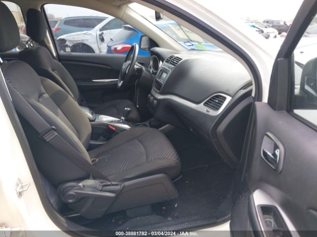 3C4PDCBB0KT719256 Dodge JOURNEY SE